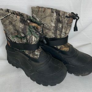 EUC GAME WINNER Boys Kids Camo Winter Rain Boots Camouflage Boots Size 5